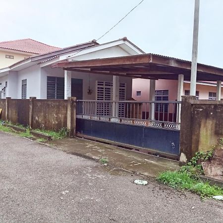 Homestay Wan Z Kuala Terengganu Kültér fotó