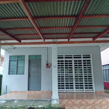 Homestay Wan Z Kuala Terengganu Kültér fotó